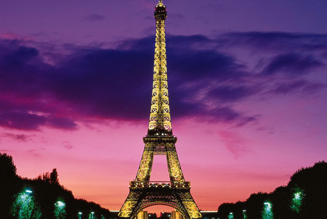 <b>THE EIFFEL TOWER – THE MOST VALUABLE MONUMENT</b><br> A research about the value of monuments, ordered by the Italian Chamber of Commerce in order to draw attention to the worth of the most precious monuments in Italy did not give the expected results.