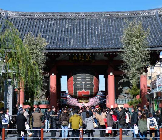 Sensoji Temple in Tokyo, credit JNTO